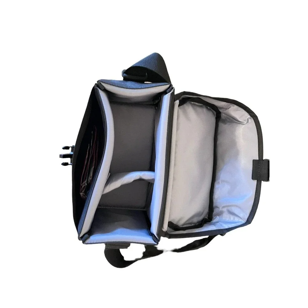Canon 200ES EOS Shoulder Bag Camera Bag With Spare Camera Strap - Picture 3 of 12